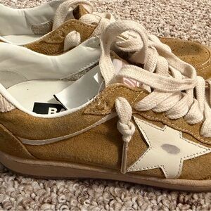 Golden Goose Tan Star Sneakers